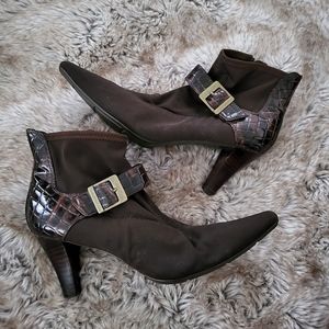 Relativity Giselle Ankle Boots Size 9
